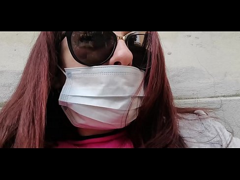 ❤️ Ніколетта мститься своєму сусіду і пісяє в його гаражі (Спеціальний італійський карантин Covid19) ❤❌ Порно-відео у нас ❌️❤